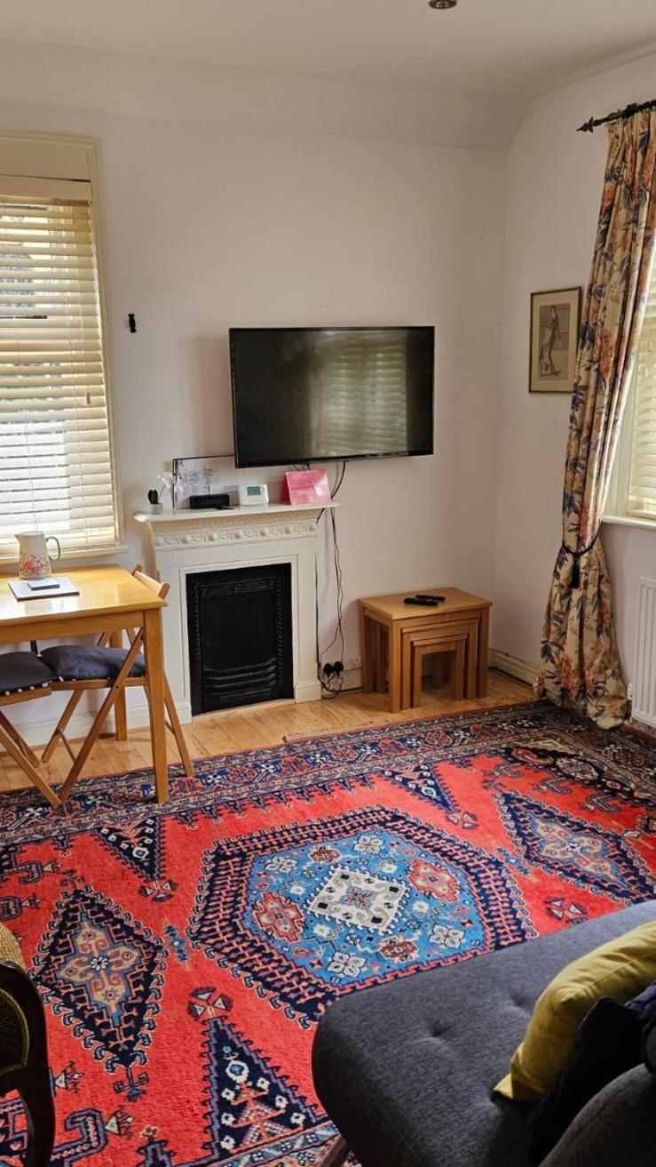 Old School Apartment 1 First Floor Bury St. Edmunds 외부 사진